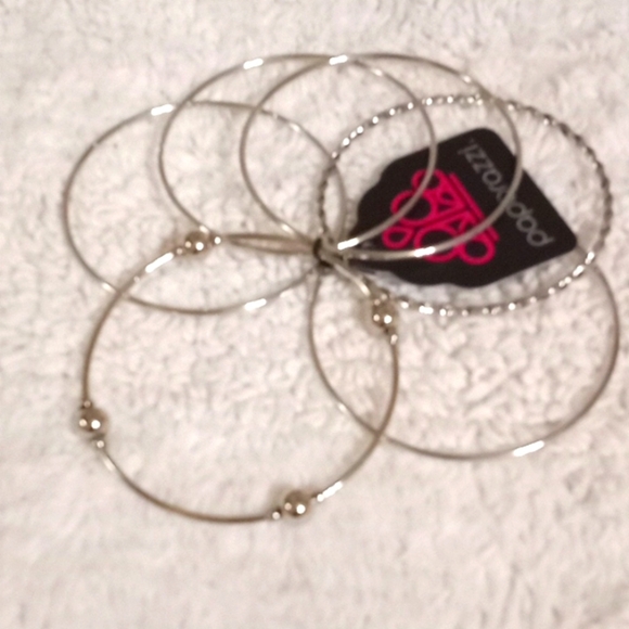 paparazzi Jewelry - Lost and Found Silver Bangle Set